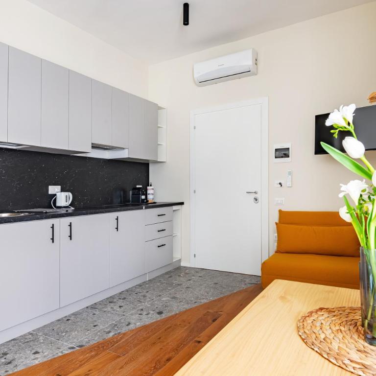 Piccinni 133 - Standard Double Room - 6