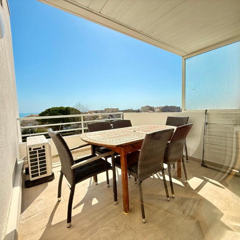 Entre Mer & Port - T3 Carnon, Terrasse, Clim - Appartement 2 Chambres - 24