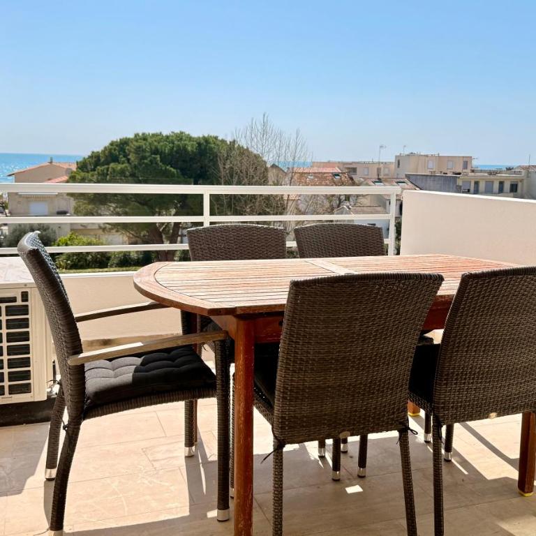 Entre Mer & Port - T3 Carnon, Terrasse, Clim - Appartement 2 Chambres - 33