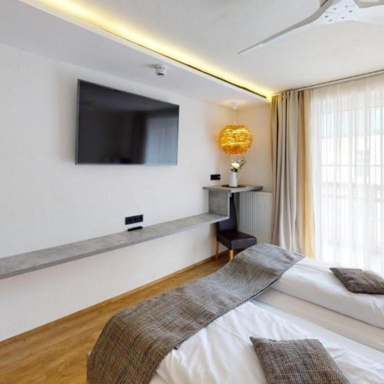 Boutique Hotel Adler - Comfort Dreibettzimmer - 18
