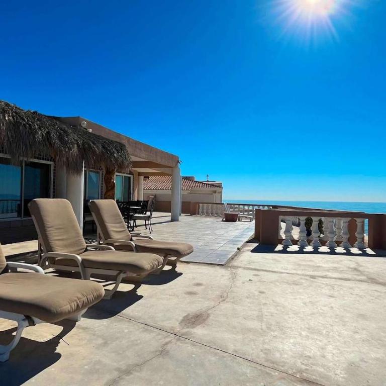 Recently Updated Beachfront Home Casa Neblina - Apartamento - 4