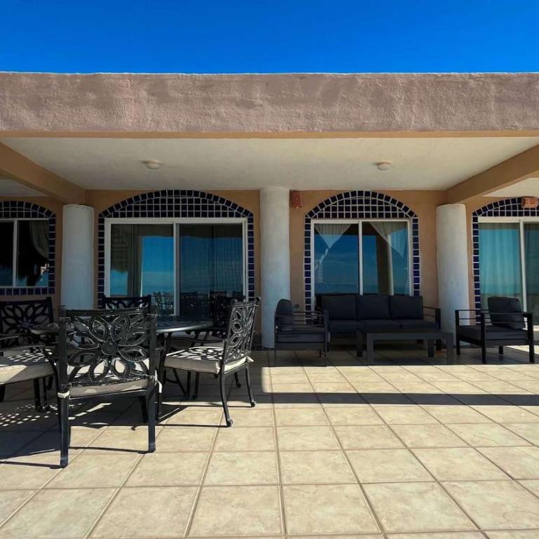 Recently Updated Beachfront Home Casa Neblina - Apartamento - 6