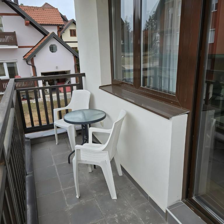 Apartmani Mlađenović - One-Bedroom Apartment - 3