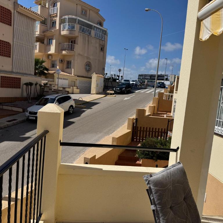 En perle med plass til voksne og familien, solfylt terrasse 5 min fra stranden - Apartamento de 2 dormitorios - 30