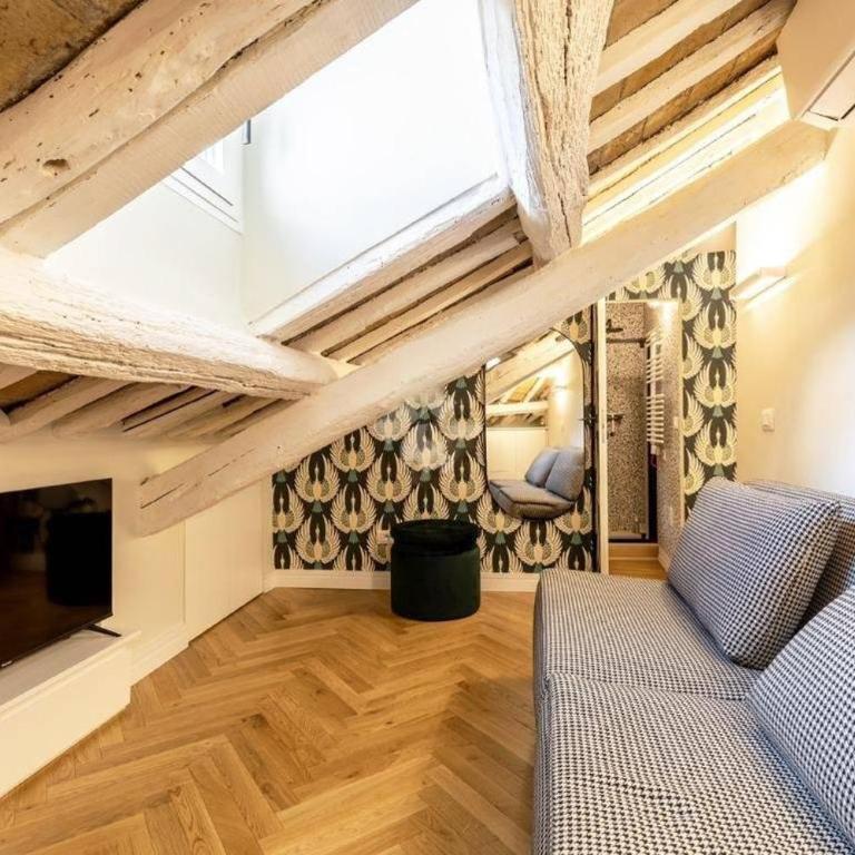 Trevi Velvet House - Appartamento con 2 Camere da Letto - 17