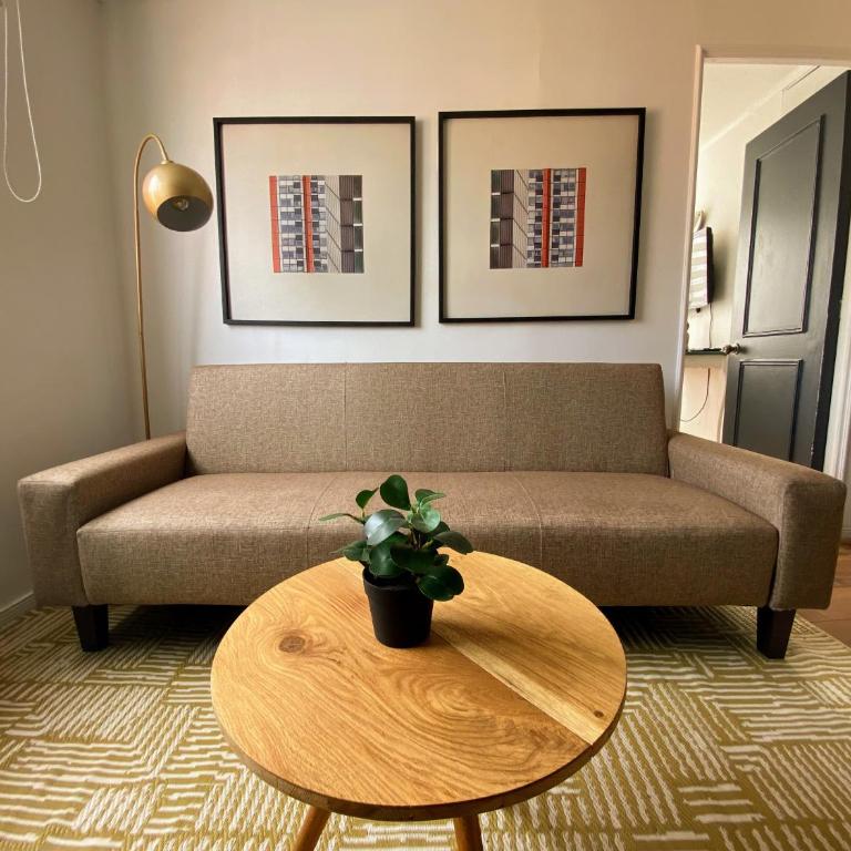 Loft Tribal - One-Bedroom Apartment - 22