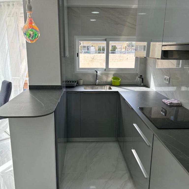 Apartamento Blanco Albir - Apartamento de 2 dormitorios - 10