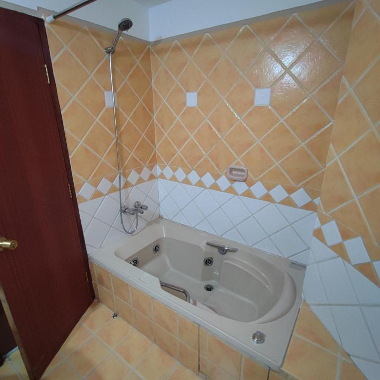 Sucre Serenity home - Three-Bedroom Apartment - 5