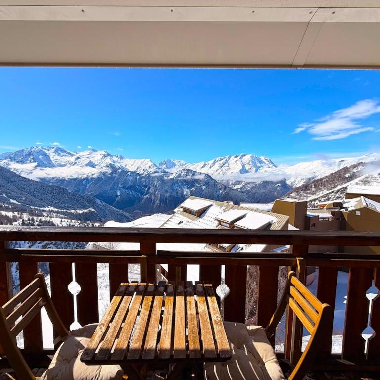 Logement cosy & rénové - Vue exceptionnelle - Appartement 1 Chambre avec Balcon et Vue sur les Montagnes - 6