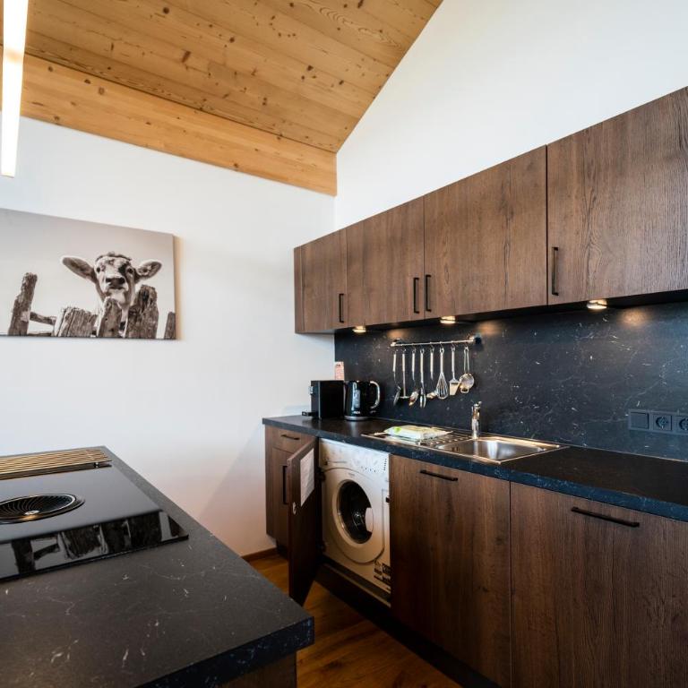 Landal Resort Maria Alm - Apartment mit 4 Schlafzimmern - 2