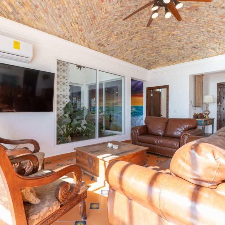 Luxury & Spacious Beachfront Home Casa Espiritu - Apartamento - 15
