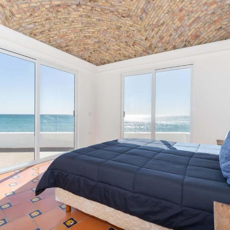 Luxury & Spacious Beachfront Home Casa Espiritu - Apartamento - 25