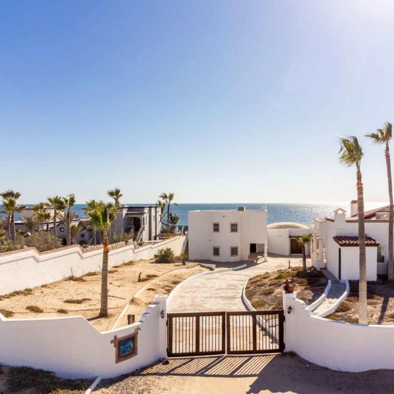 Luxury & Spacious Beachfront Home Casa Espiritu - Apartamento - 48