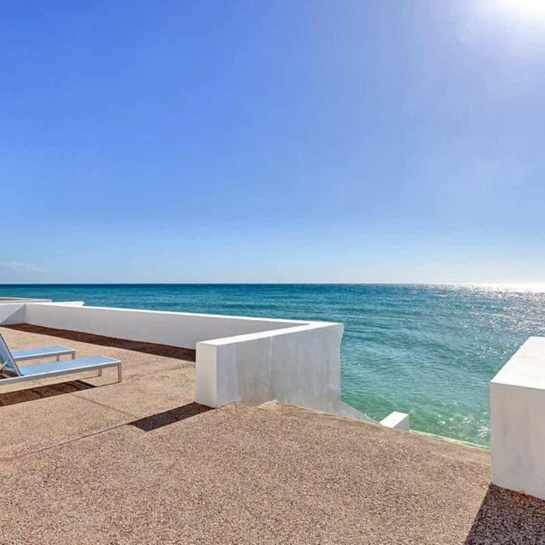 Luxury & Spacious Beachfront Home Casa Espiritu - Apartamento - 57