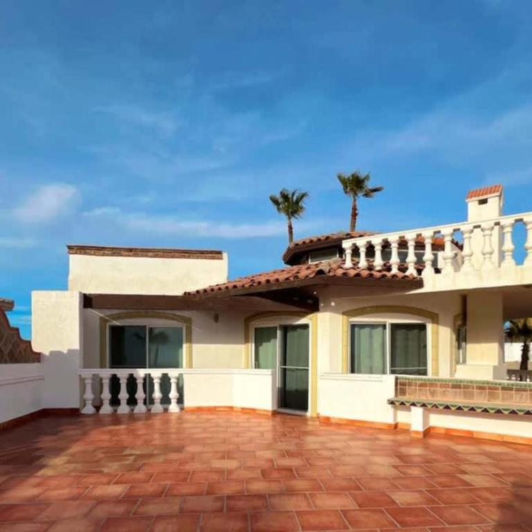 Luxury & Spacious Beachfront Home Casa Espiritu - Apartamento - 65