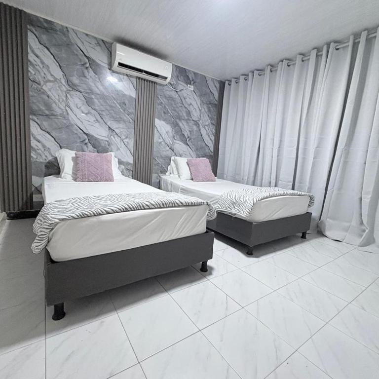 Apartamento Palo Alto - Habitación Doble con baño privado - 1 o 2 camas - 8
