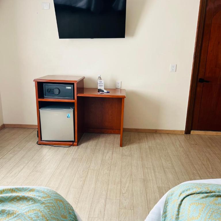 Suites del Jardín Principal - Quadruple Room with Mountain View - 3