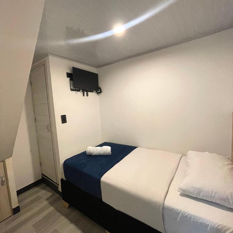 Hotel Urban Center Bogota - Small Single Room - 1