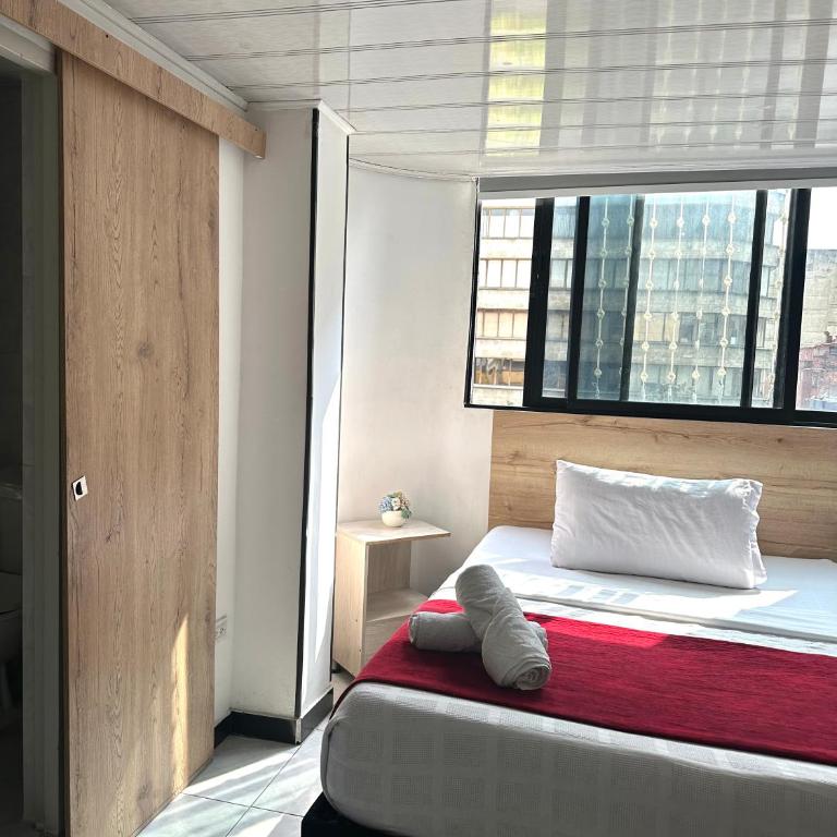 Hotel Urban Center Bogota - Superior Double Room - 11