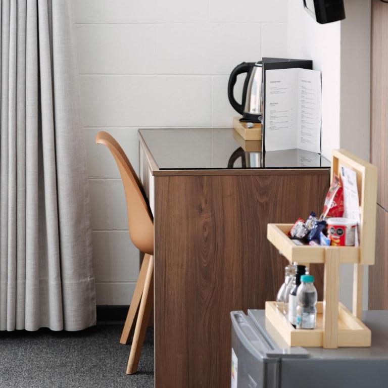 VIP Hotel - Family Room - 1