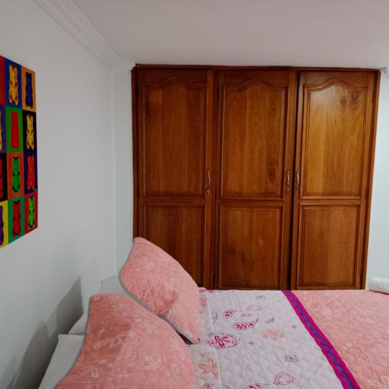 Shalom Home90 - Habitación Doble con baño - 1 o 2 camas - 2