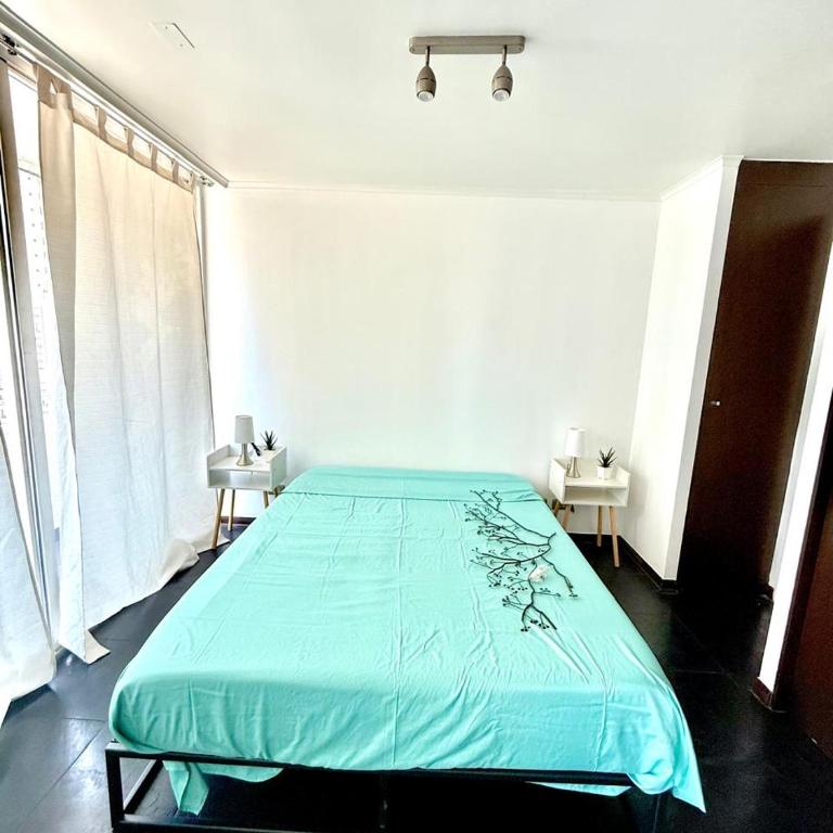 Enjoy Santiago in a cozy apartment for 2 - One-Bedroom Apartment - 12