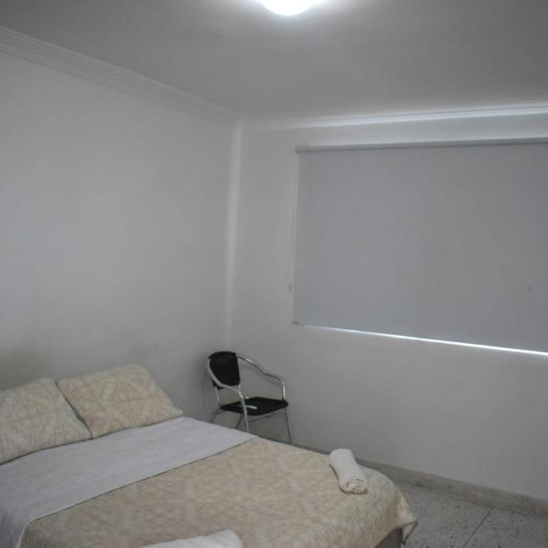Shalom Home90 - Habitación Doble con baño compartido - 5