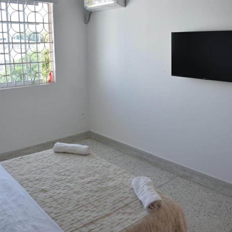Shalom Home90 - Habitación Doble con baño compartido - 4
