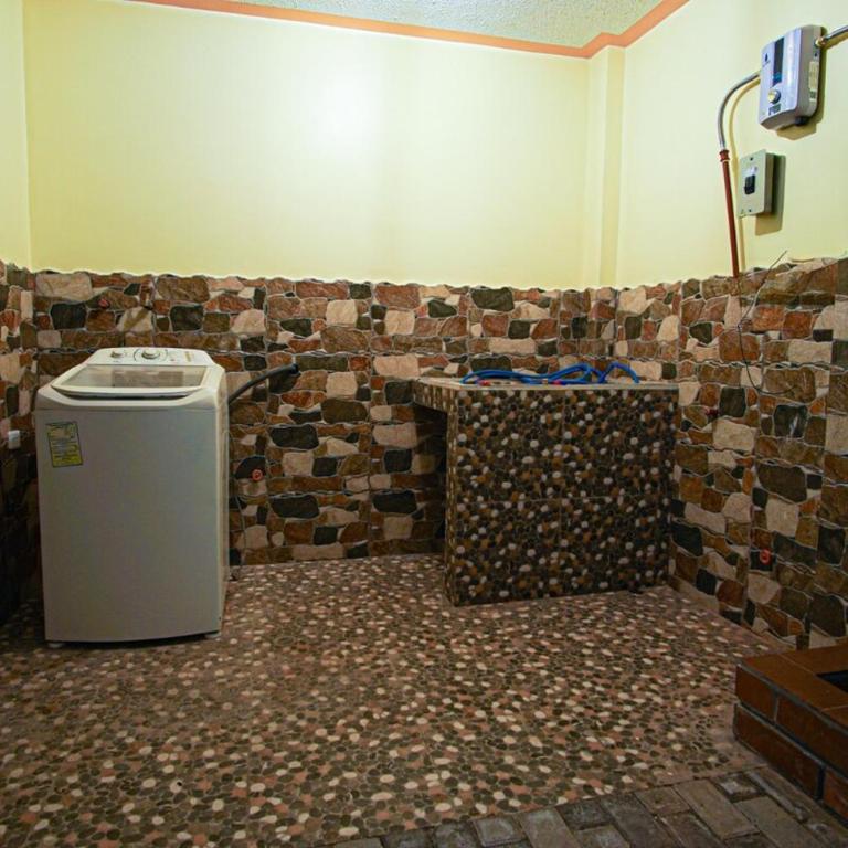 Your Home in Riobamba 3 Bedrooms Bathtub Parking Total Comfort - Three-Bedroom Apartment - 18