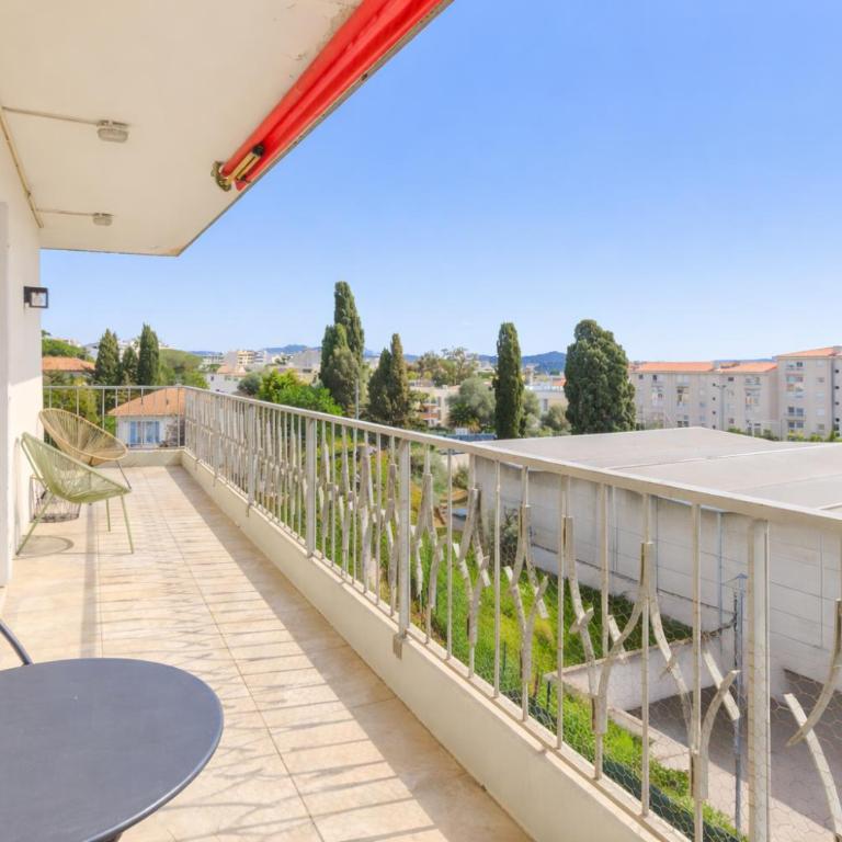 JEANNE DARC - Spacieux, 6 personnes, Vue Mer, Terrasse, Familial - Appartement 2 Chambres - 25