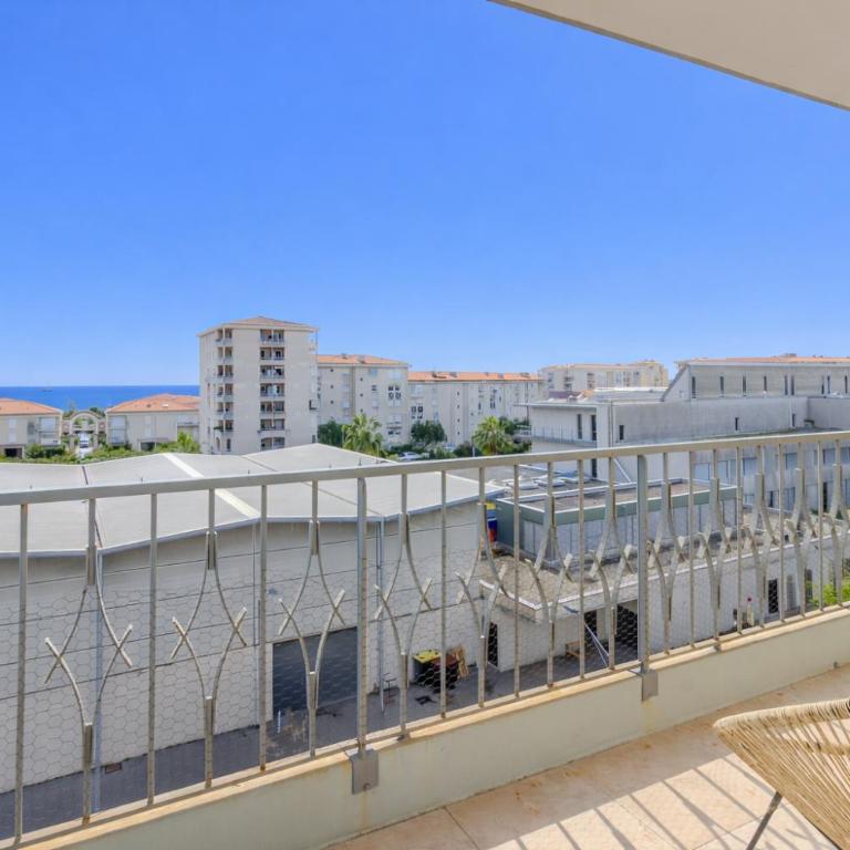 JEANNE DARC - Spacieux, 6 personnes, Vue Mer, Terrasse, Familial - Appartement 2 Chambres - 24