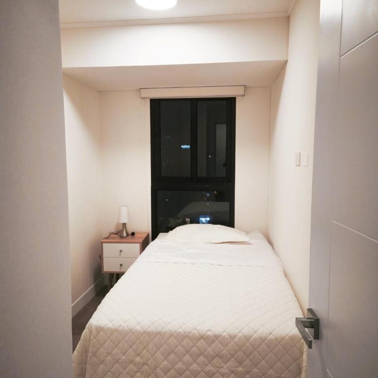 3BR Miraflores - Pool & Jacuzzi in the Heart of the City - Three-Bedroom Apartment - 2