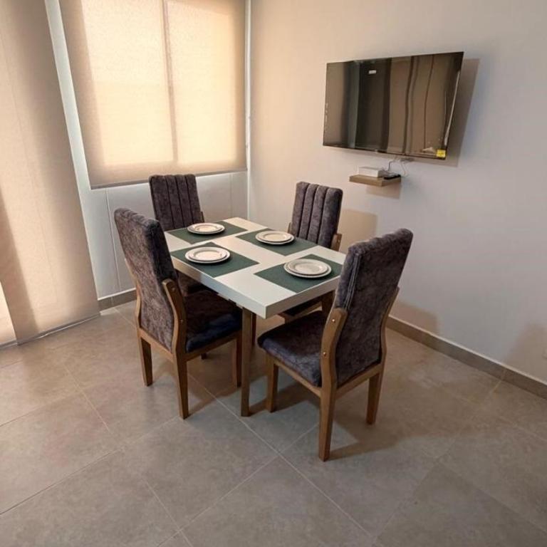 Walk 5 min to the beach in Capriella and terrace - Two-Bedroom Apartment - 4