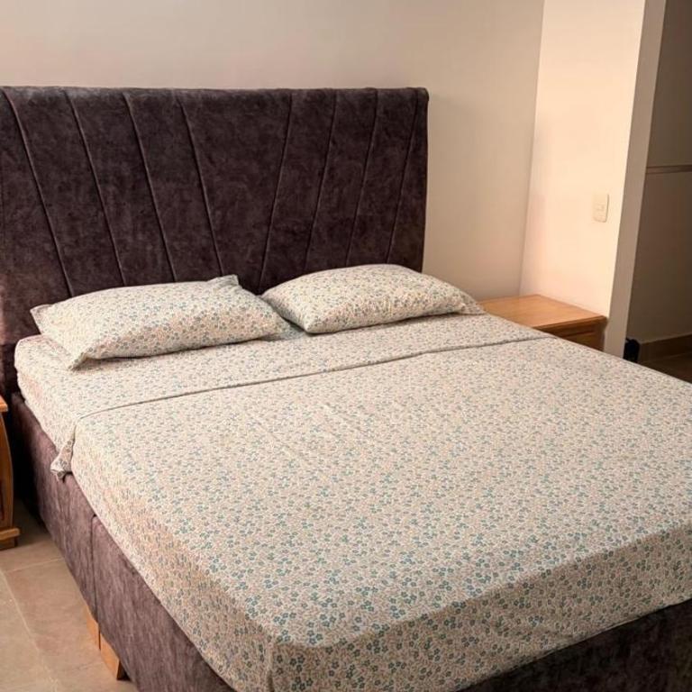 Walk 5 min to the beach in Capriella and terrace - Two-Bedroom Apartment - 7