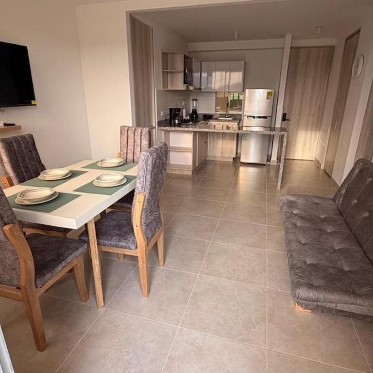 Walk 5 min to the beach in Capriella and terrace - Two-Bedroom Apartment - 8