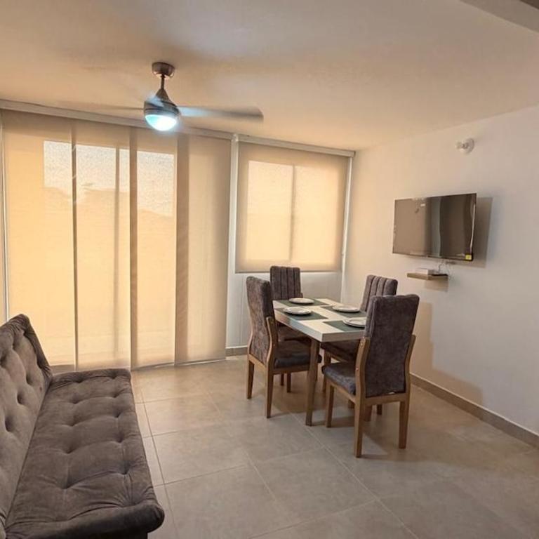Walk 5 min to the beach in Capriella and terrace - Two-Bedroom Apartment - 11