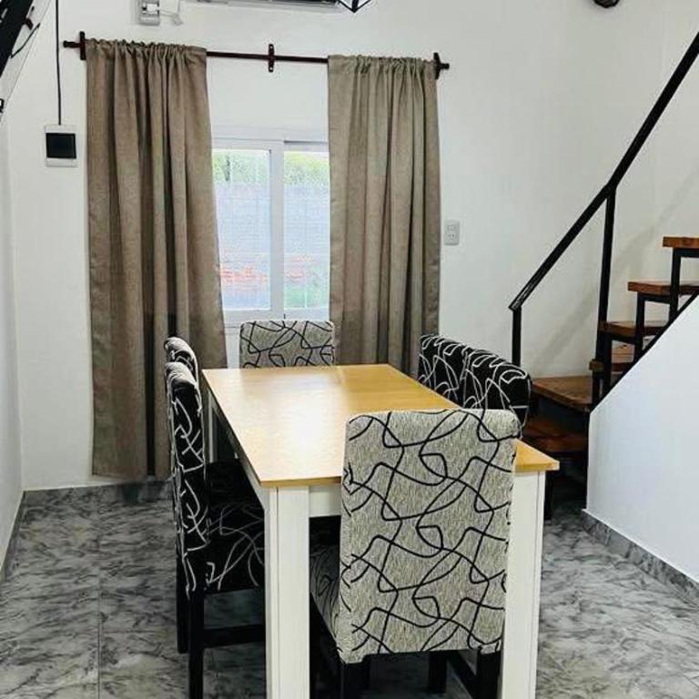 Alquileres NIF - Two-Bedroom Apartment - 1