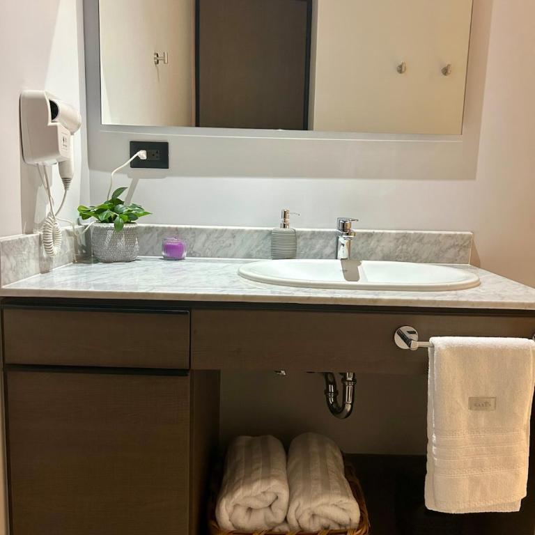 Depa premium con Alberca, Gym y Pádel - country club GDL - Two-Bedroom Apartment - 38