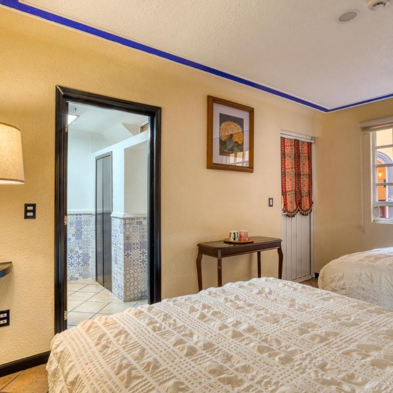 Casa Blue - Double Room with Private Bathroom - 1