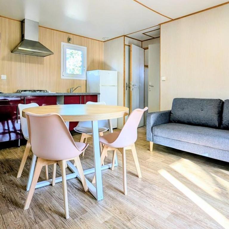Chalet confortable avec terrasse pour 7 personnes - API-1-52-227 - Chalet - 7