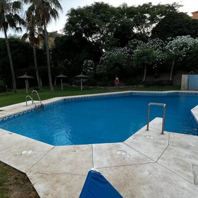 Bright & quiet 2BR flat w/ large terrace & pool - Apartamento de 2 dormitorios - 32