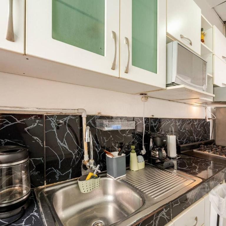 Cozy 2BR - Heart of Barranco - Walk to Everywhere - Apartamento - 9