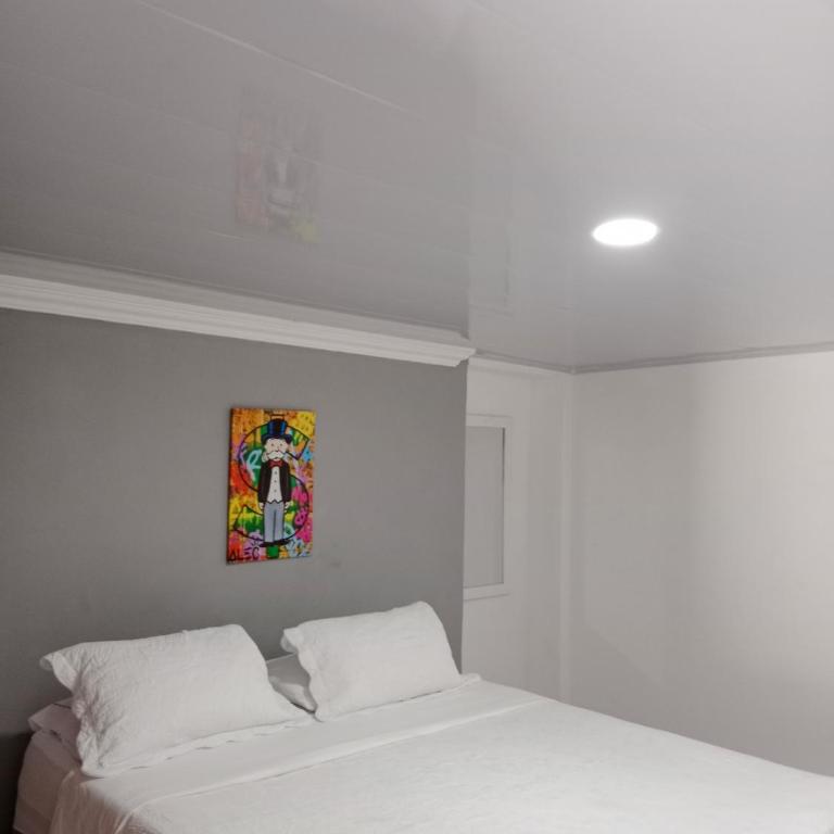 Shalom Home90 - Habitación Deluxe - 1 cama grande - 4