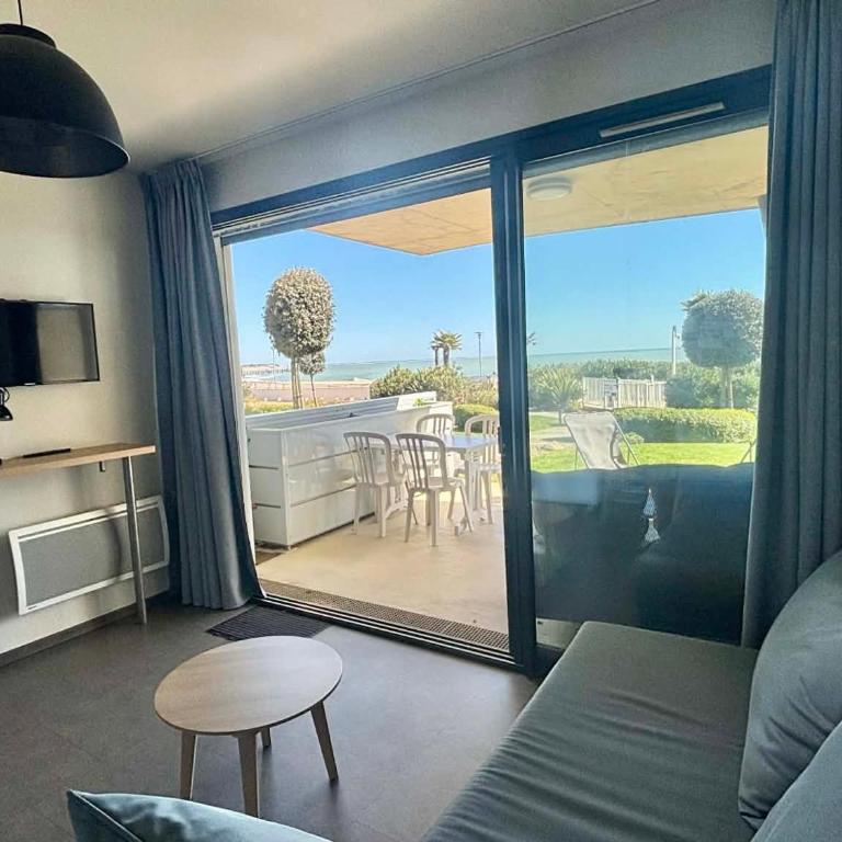 Appartement pour 4 pers avec terrasse, jardin, piscine et accès plage - Animaux admis - FR-1-194-218 - Apartment (4 Adults) - 19