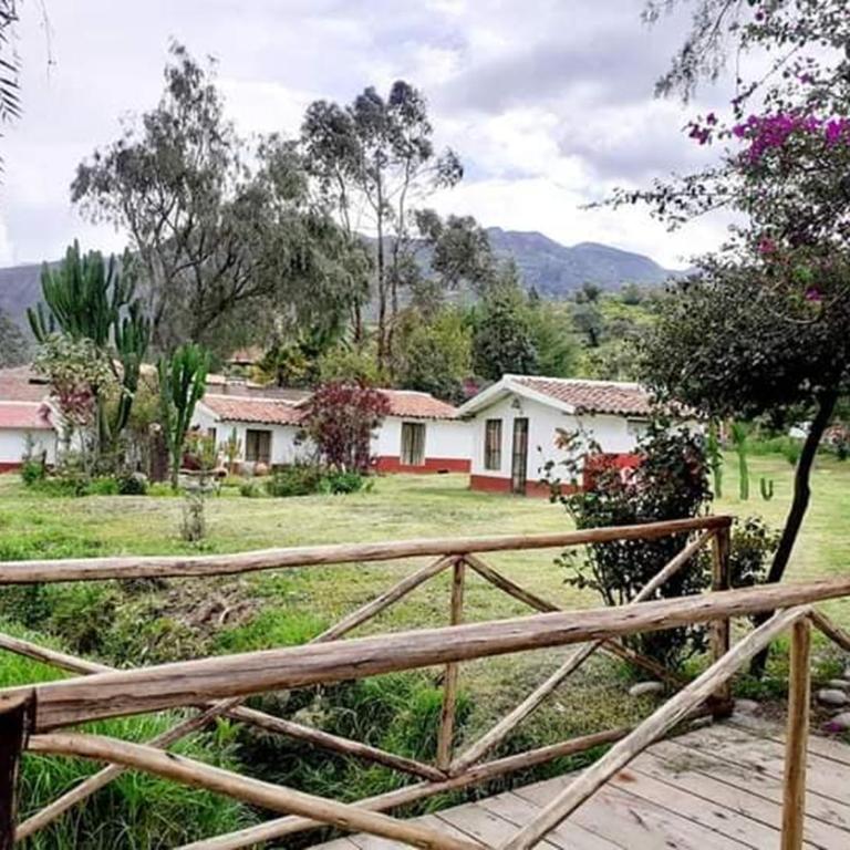 la posada del turista - Habitación Familiar con vistas a la montaña - 1
