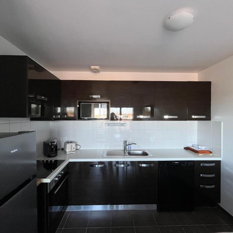 Appartement cosy centre-ville, animaux admis - 6 pers. - FR-1-319-629 - Apartment - 4