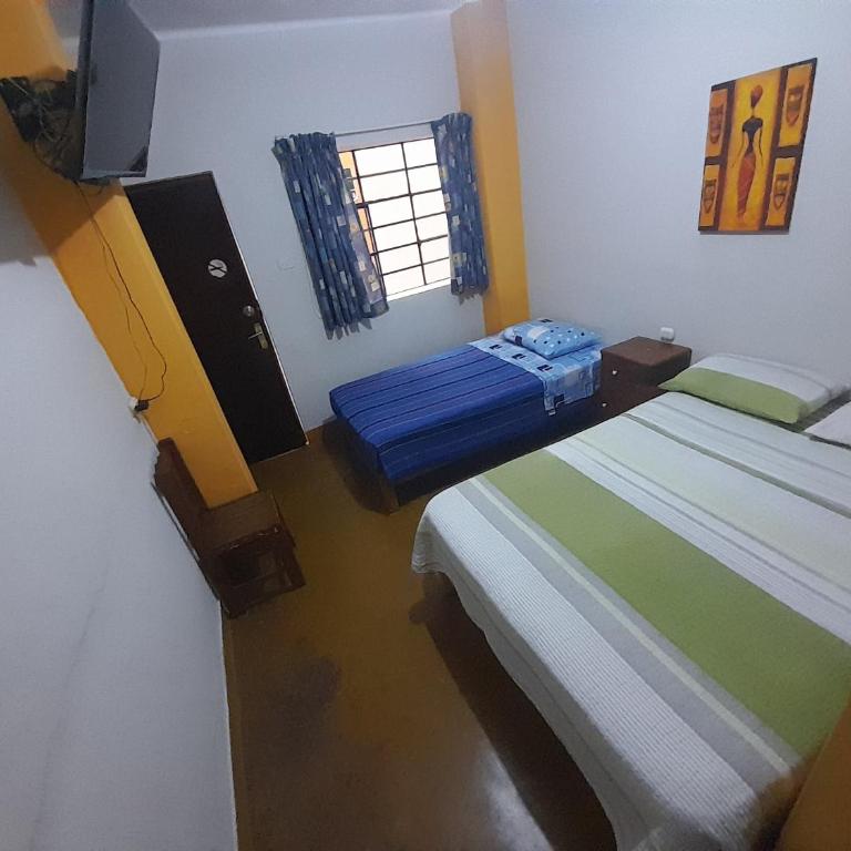 Brabant Hostal - Habitación Doble con baño compartido - 2 camas - 2
