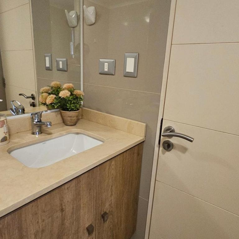 Departamentos Vilar, a pasos del centro y estacionamiento - Apartment - 8