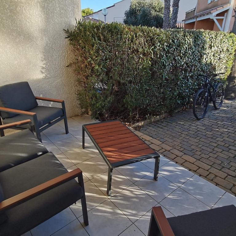 Pavillon 6 Pers avec Piscine et Parking, Proche Plage - FR-1-781-90 - Ferienhaus - 4