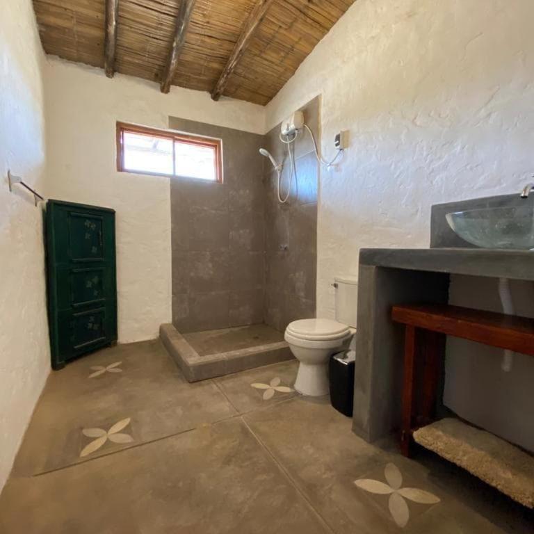 Casa de campo con piscina en Chincha - Three-Bedroom House - 3